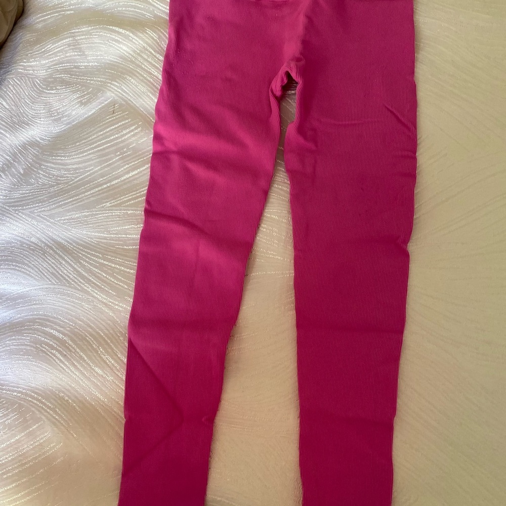 Bombshell Pink Leggings